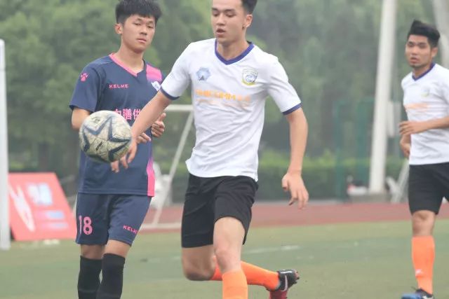 ESPN统计梅罗最新进球数：梅西1157场914球，C罗1325场973球